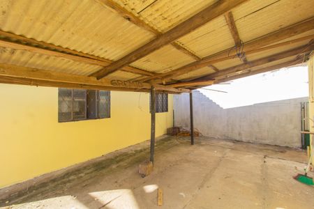 Casa à venda com 45m², 2 quartos e 1 vagaÁrea de Serviço