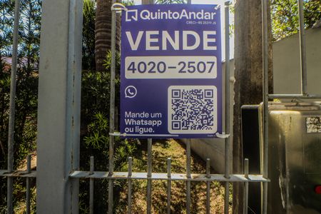 Casa à venda com 78m², 2 quartos e 2 vagas Casa à venda com 78m², 2 quartos e 2 vagasPlaquinha