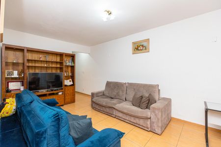 Casa para alugar com 110m², 2 quartos e 2 vagasSala