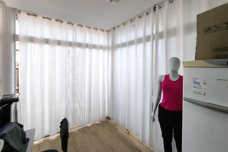 Casa de condomínio para alugar com 118m², 3 quartos e 2 vagasEscritório