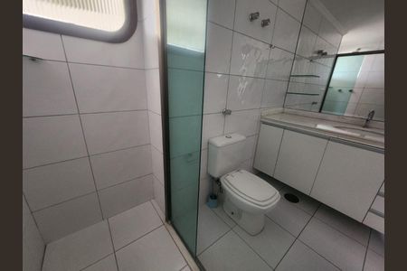 Apartamento à venda com 200m², 3 quartos e 3 vagasFoto 02