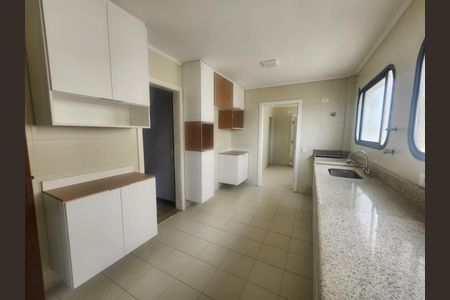 Apartamento à venda com 200m², 3 quartos e 3 vagasFoto 10
