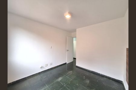 Apartamento à venda com 75m², 2 quartos e 1 vagaQuarto 2