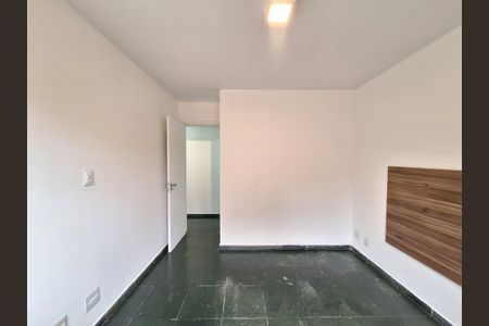 Apartamento à venda com 75m², 2 quartos e 1 vagaQuarto 2