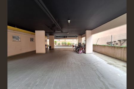 Apartamento à venda com 75m², 2 quartos e 1 vagaÁrea comum