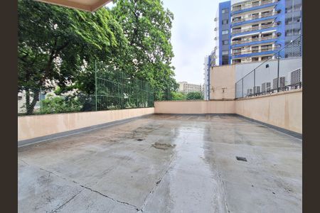 Apartamento à venda com 75m², 2 quartos e 1 vagaÁrea comum