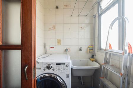 Apartamento à venda com 73m², 2 quartos e 2 vagas Apartamento à venda com 73m², 2 quartos e 2 vagasÁrea de Serviço