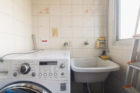 Apartamento à venda com 73m², 2 quartos e 2 vagas Apartamento à venda com 73m², 2 quartos e 2 vagasÁrea de Serviço