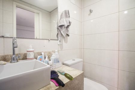 Apartamento à venda com 73m², 2 quartos e 2 vagas Apartamento à venda com 73m², 2 quartos e 2 vagasBanheiro Suíte