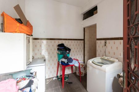 Casa à venda com 400m², 3 quartos e 2 vagasLavanderia