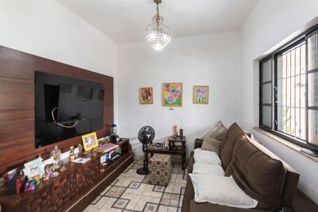 Casa à venda com 400m², 3 quartos e 2 vagasSala