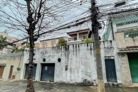 Casa à venda com 400m², 3 quartos e 2 vagasFachada