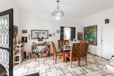 Casa à venda com 400m², 3 quartos e 2 vagasSala