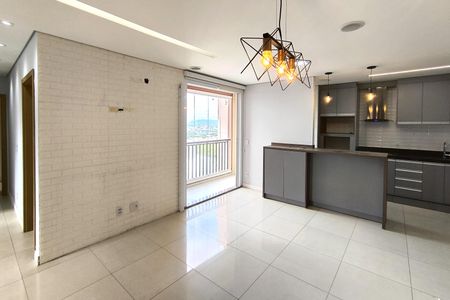 Apartamento para alugar com 77m², 2 quartos e 2 vagasSala
