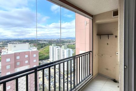 Apartamento para alugar com 77m², 2 quartos e 2 vagasSala