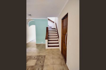 Casa à venda com 155m², 3 quartos e 3 vagasSala