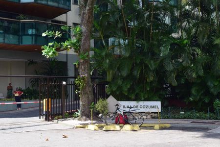 Apartamento à venda com 143m², 3 quartos e 2 vagasFachada