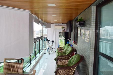 Apartamento à venda com 143m², 3 quartos e 2 vagasVaranda da Sala