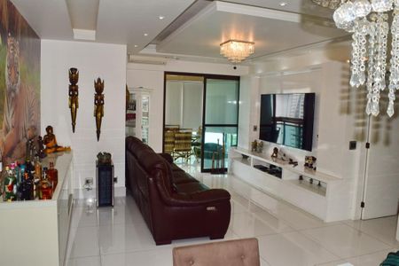 Apartamento à venda com 143m², 3 quartos e 2 vagasSala