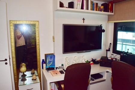 Apartamento à venda com 143m², 3 quartos e 2 vagasSuíte