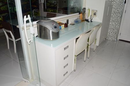 Apartamento à venda com 143m², 3 quartos e 2 vagasÁrea de Serviço