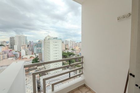 Apartamento para alugar com 37m², 1 quarto e 1 vaga Apartamento para alugar com 37m², 1 quarto e 1 vagaSacada