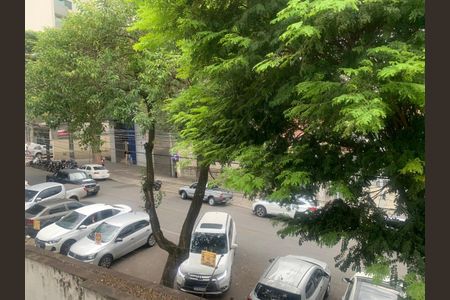 Casa à venda com 168m², 7 quartos e 2 vagasVista do sexto e setimo quartos da rua Aimores