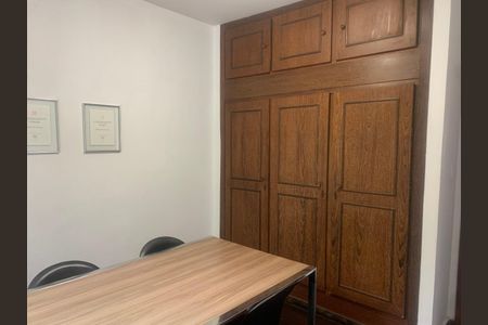 Casa à venda com 168m², 7 quartos e 2 vagasSexto Quarto - segundo nivel