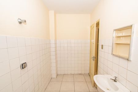 Apartamento para alugar com 100m², 2 quartos e sem vagaBanheiro