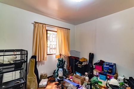 Casa à venda com 180m², 5 quartos e 2 vagasQuarto 3