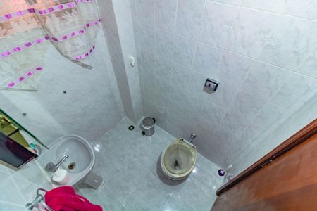 Casa à venda com 180m², 5 quartos e 2 vagasLavabo