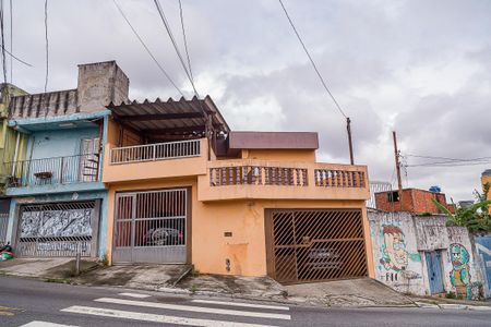 Casa à venda com 180m², 5 quartos e 2 vagasFachada
