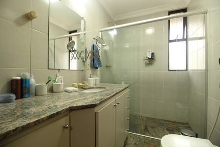 Apartamento à venda com 153m², 3 quartos e 3 vagasBanheiro da Suíte