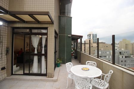 Apartamento à venda com 153m², 3 quartos e 3 vagasVaranda