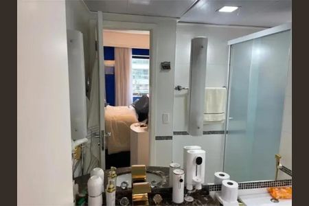 Apartamento à venda com 40m², 1 quarto e 1 vagaFoto 06
