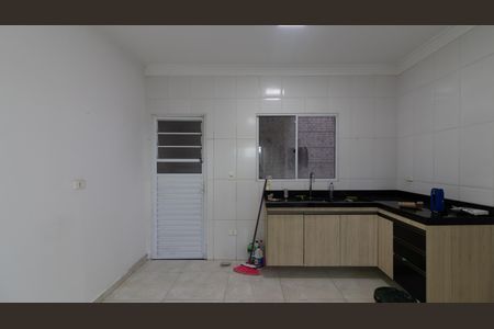 Casa de condomínio à venda com 68m², 2 quartos e 2 vagasCozinha