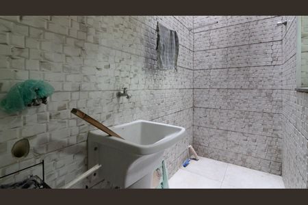 Casa de condomínio à venda com 68m², 2 quartos e 2 vagasÁrea de Serviço