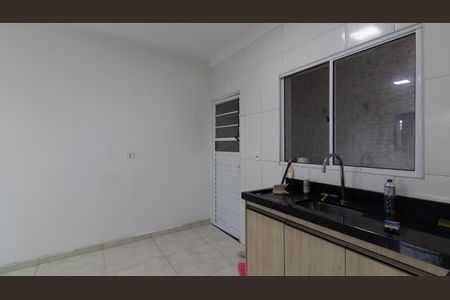 Casa de condomínio à venda com 68m², 2 quartos e 2 vagasCozinha