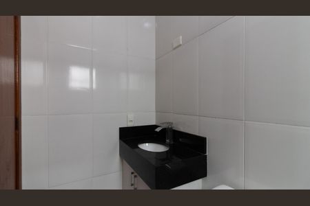 Casa de condomínio à venda com 68m², 2 quartos e 2 vagasBanheiro da Suíte 2