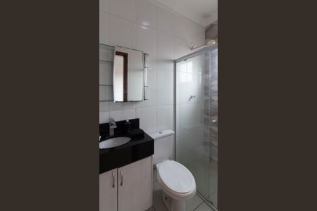 Casa de condomínio à venda com 68m², 2 quartos e 2 vagasBanheiro da Suíte 1