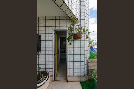 Apartamento à venda com 180m², 3 quartos e 4 vagasSaúna