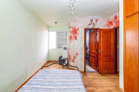 Apartamento à venda com 180m², 3 quartos e 4 vagasSuíte 1