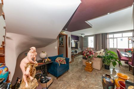 Apartamento à venda com 180m², 3 quartos e 4 vagasSala