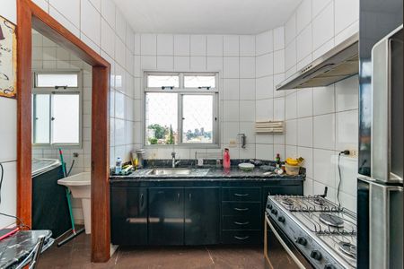 Apartamento à venda com 180m², 3 quartos e 4 vagasCozinha