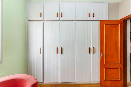 Apartamento à venda com 180m², 3 quartos e 4 vagasQuarto 2