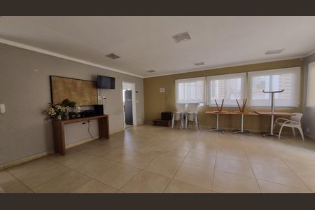 Apartamento à venda com 42m², 2 quartos e 1 vaga Apartamento à venda com 42m², 2 quartos e 1 vagaÁrea comum - Salão de festas