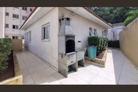 Apartamento à venda com 42m², 2 quartos e 1 vaga Apartamento à venda com 42m², 2 quartos e 1 vagaÁrea comum - Churrasqueira