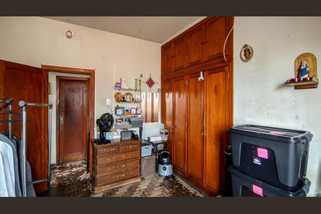 Casa à venda com 300m², 4 quartos e 5 vagasQuarto 2