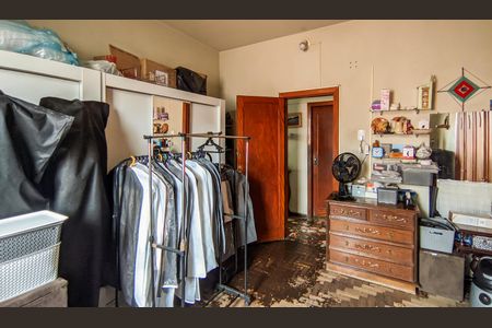 Casa à venda com 300m², 4 quartos e 5 vagasQuarto 2