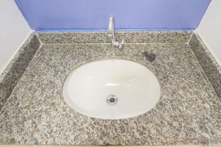 Apartamento para alugar com 37m², 2 quartos e sem vagaBanheiro